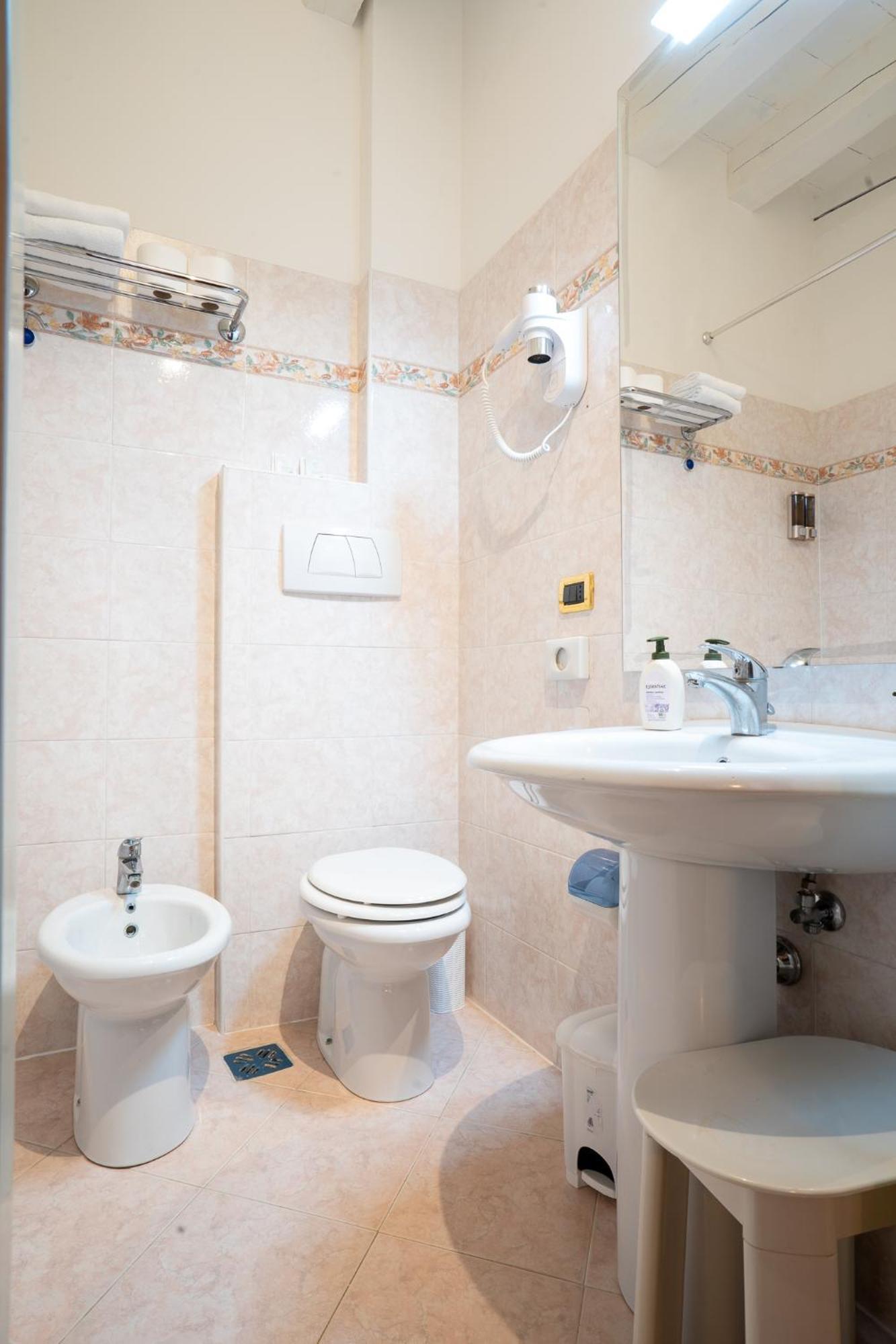 Superior Double Room Canal View
